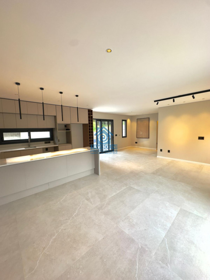 Estrena Moderna Casa Concepto Abierto Punta Ballena - GoPunta - Portal Inmobiliario de Punta del Este - Maldonado
