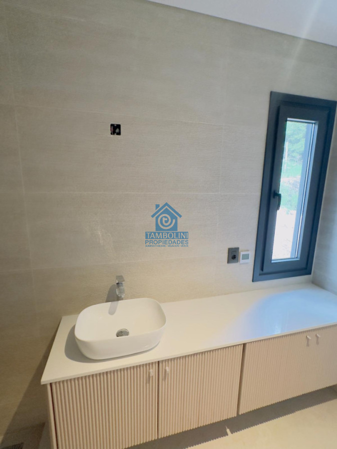 Estrena Moderna Casa Concepto Abierto Punta Ballena - GoPunta - Portal Inmobiliario de Punta del Este - Maldonado