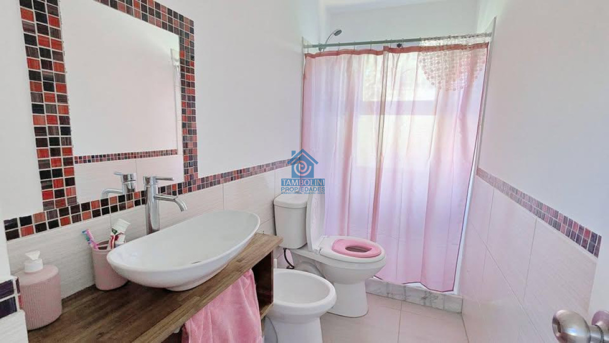 Casa ID.1078 - Alquiler Anual Casa 3 Suites Pinares 