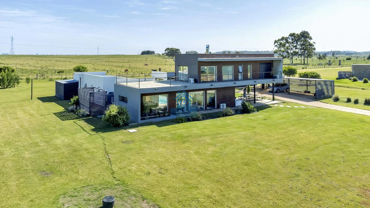 Venta Casa Barrio Privado El Quijote - GoPunta - Portal Inmobiliario de Punta del Este - Maldonado