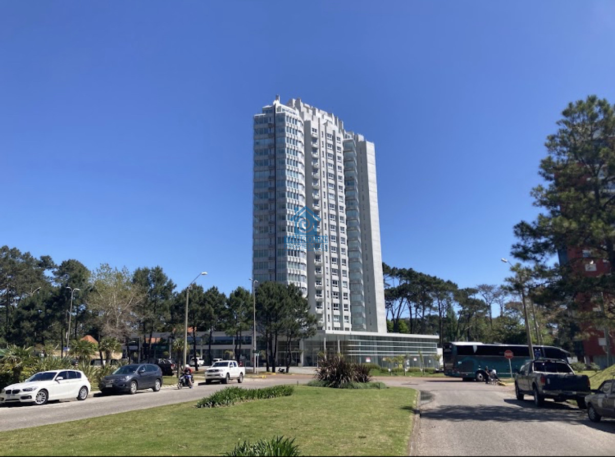 Apartamento ID.150 - Departamento en Venta con Renta en Punta Del Este