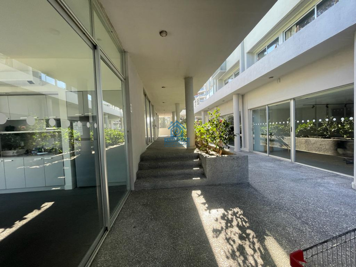 Apartamento ID.150 - Departamento en Venta con Renta en Punta Del Este