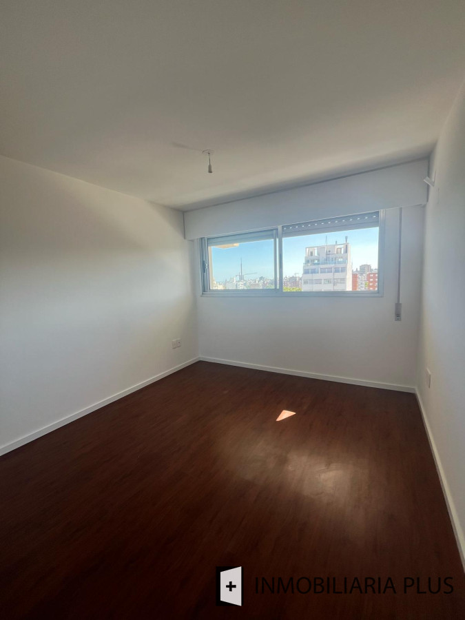 Apartamento ID.1098 - Alquiler de Apartamento de 2 dormitorios con garaje en Cordón Sur