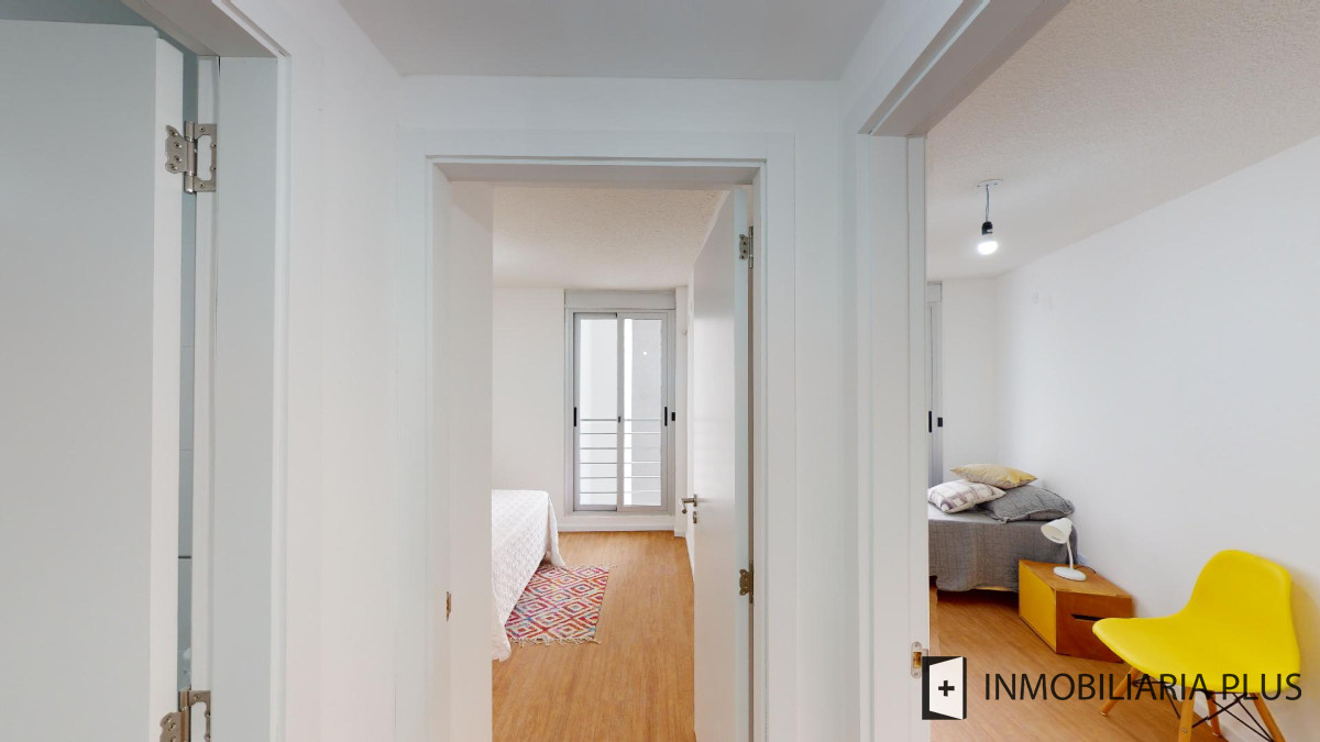 Apartamento ID.1464 - Alquiler de Apartamento de 2 Dormitorios en Tres Cruces a minutos de todo Montevideo