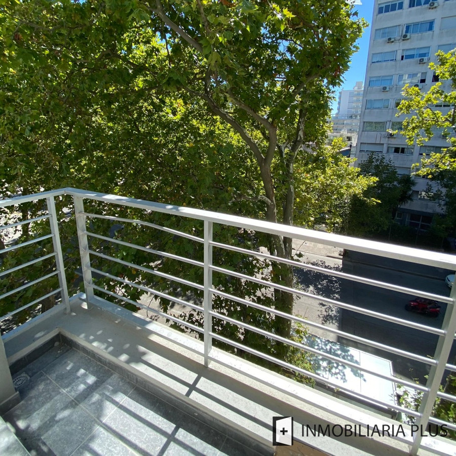 Apartamento ID.1119 - Venta de Apartamento de 1 Dormitorio con barbacoa en Av 8 de Octubre 