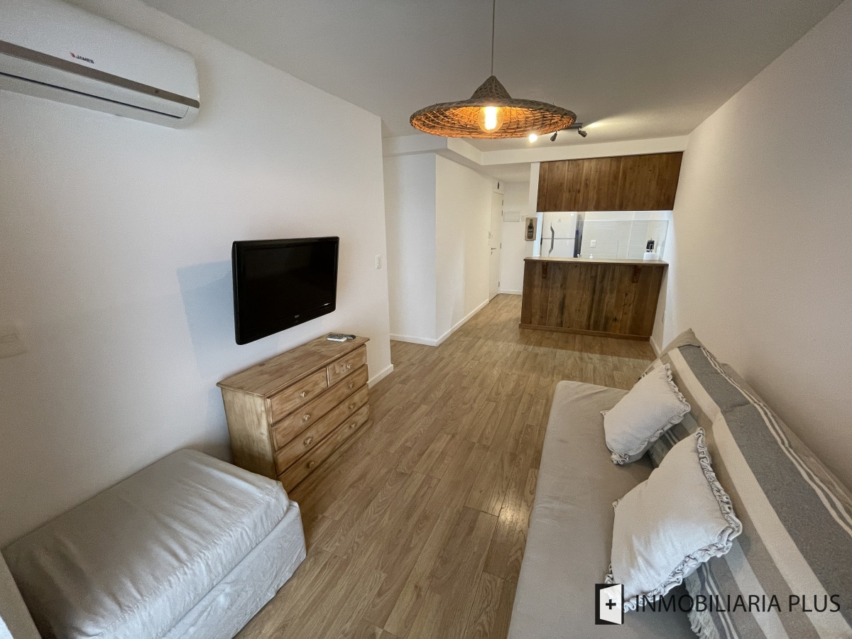 Apartamento ID.1127 - Alquiler de Apartamento de 2 Dormitorios en Palermo con barbacoa a 2 de 18 de Julio 