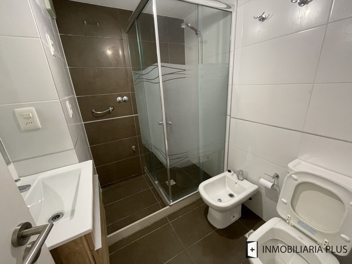Apartamento ID.946 - Venta de Apartamento en La Blanqueada con 2 Dormitorios, Garaje, Barbacoa, Gym y más sobre Av. 8 de Octubre