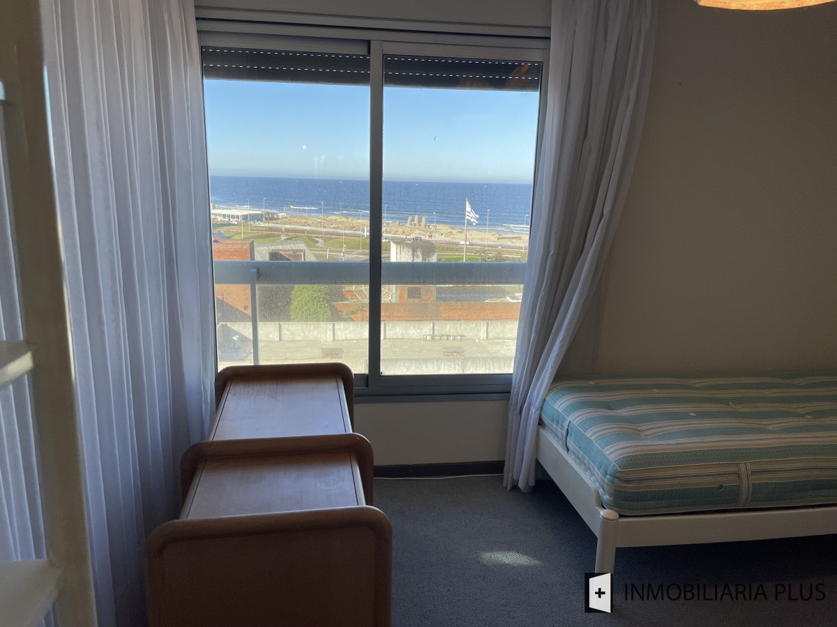 Apartamento ID.1314 - Alquiler de apartamento frente a la playa en Mansa con 4 Dormitorios, 4 Baños, con Parrillero, Gym, Juegos Infantiles, Garaje y más en Punta del Este