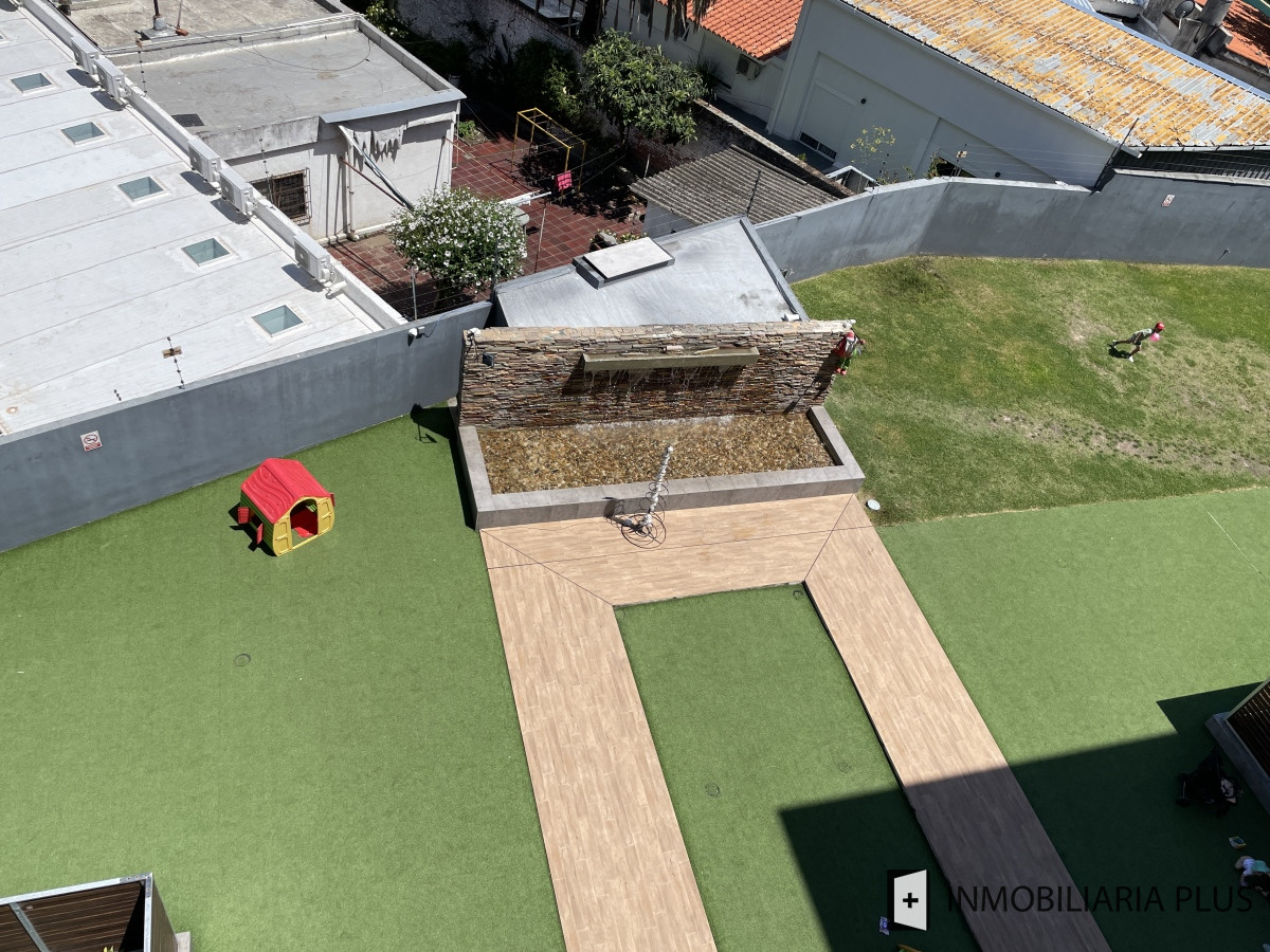 Apartamento ID.1109 - Venta de Apartamento de 2 Dormitorios en Tres Cruces, con Barbacoa, Juegos Infantiles y más 