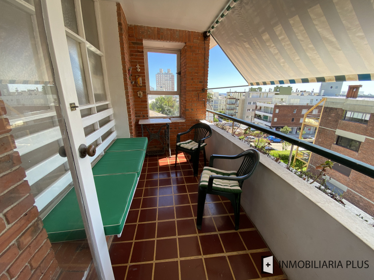Apartamento ID.1388 - Alquiler de Apartamento de 3 Dormitorios, Garaje y 2 Baños en la península de Punta del Este