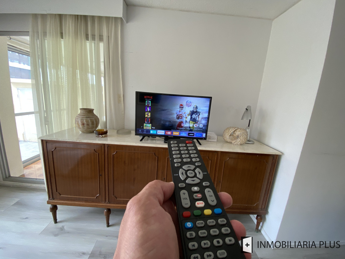 Apartamento ID.962 - Venta de Apartamento de 160 m2 en la Península a 200 MTS del MAR con Garaje, Gym y más en Punta del Este