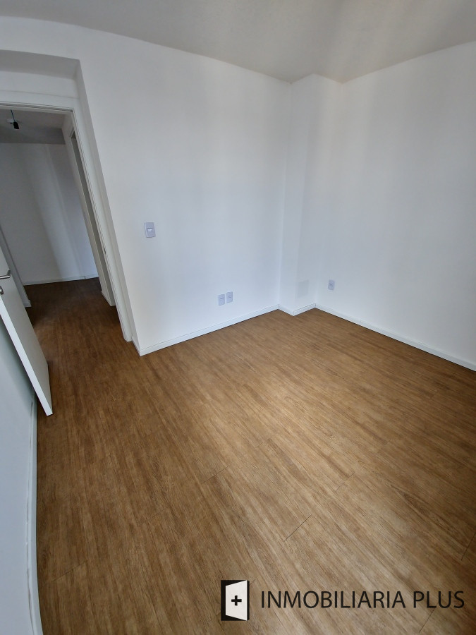 Apartamento ID.1034 - Venta de Apto a estrenar en Larrñaga con servicios barbacoa, vigilancia y más