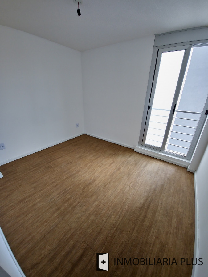 Apartamento ID.1034 - Venta de Apto a estrenar en Larrñaga con servicios barbacoa, vigilancia y más