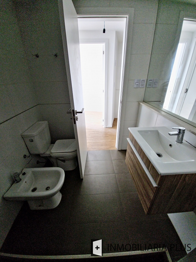 Apartamento ID.1034 - Venta de Apto a estrenar en Larrñaga con servicios barbacoa, vigilancia y más