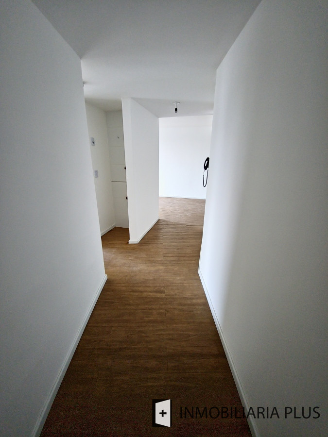 Apartamento ID.1034 - Venta de Apto a estrenar en Larrñaga con servicios barbacoa, vigilancia y más