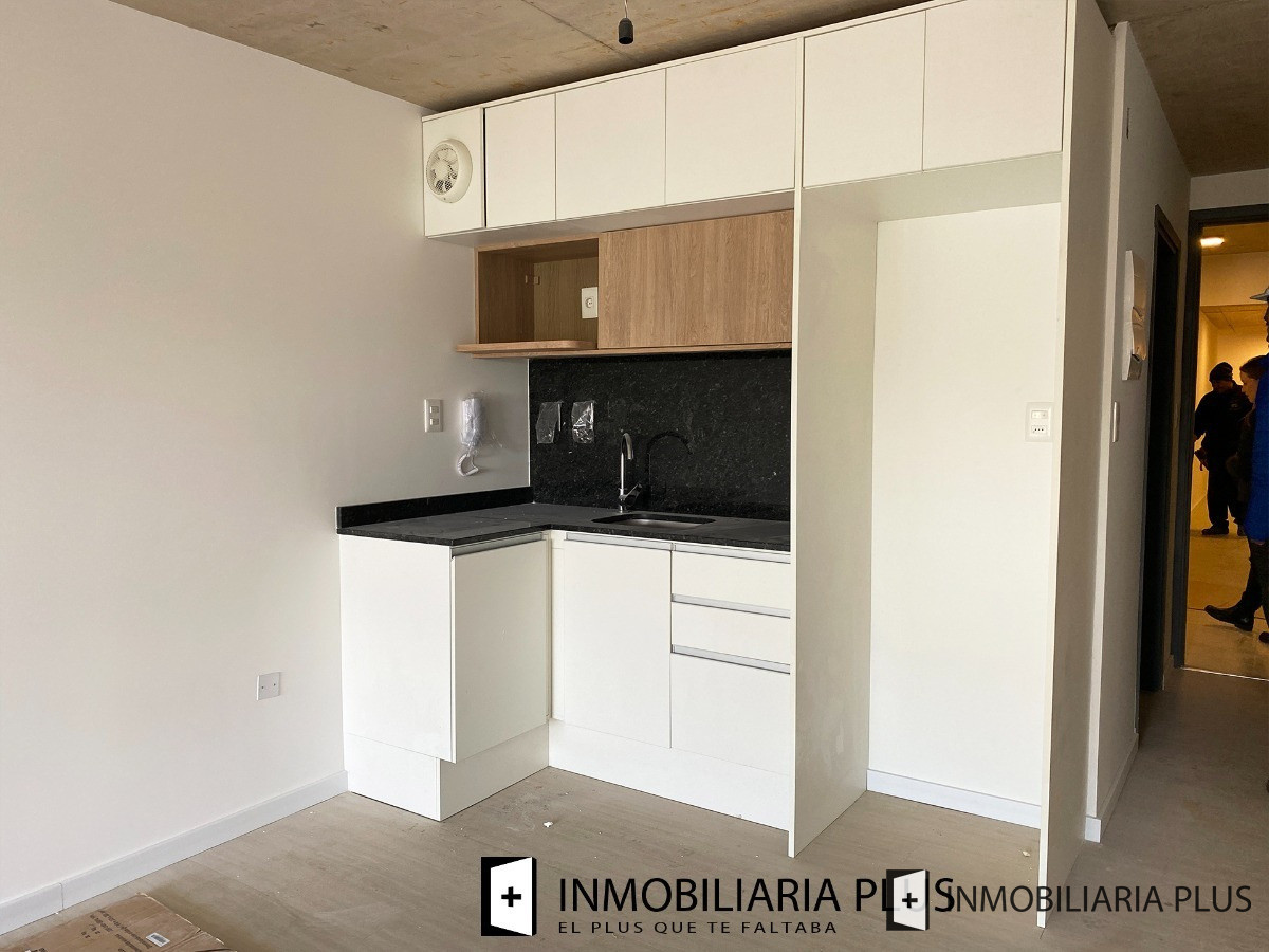 Apartamento ID.108 - 1 Dormitorio En Pocitos Con Financiación, Lavadero, Terrazas, Parrillero, Salón De Usos Múltiples Y 