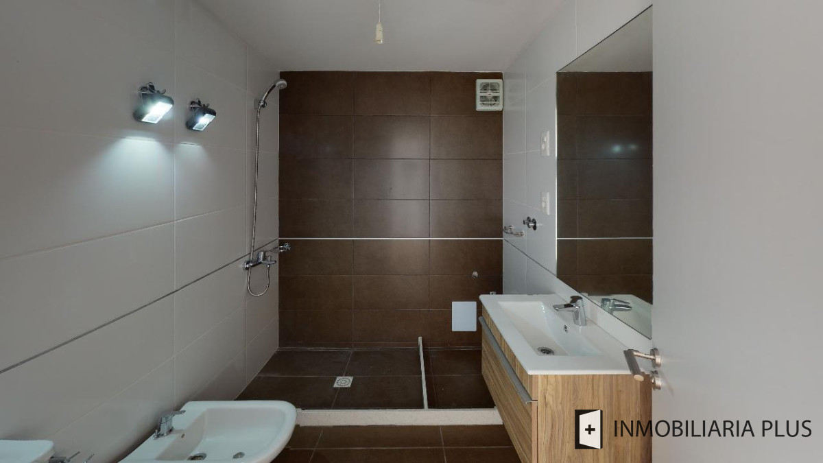 Apartamento ID.1393 - Apartamento de 2 dormitorios en alquiler en La Blanqueada, Montevideo