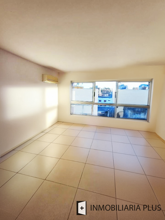 Apartamento ID.1402 - Alquiler de monoambiente frente al World Trade Center Montevideo