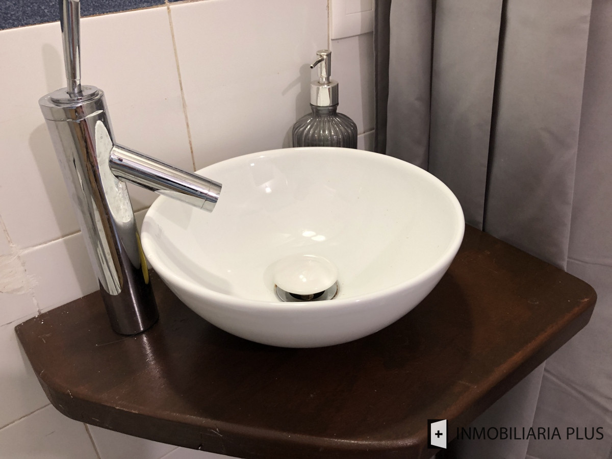 Apartamento ID.1435 - Alquiler de Apartamento de 2 Dormitorios Anual en la Península de Punta del Este