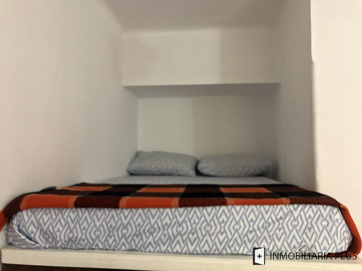 Apartamento ID.1435 - Alquiler de Apartamento de 2 Dormitorios Anual en la Península de Punta del Este