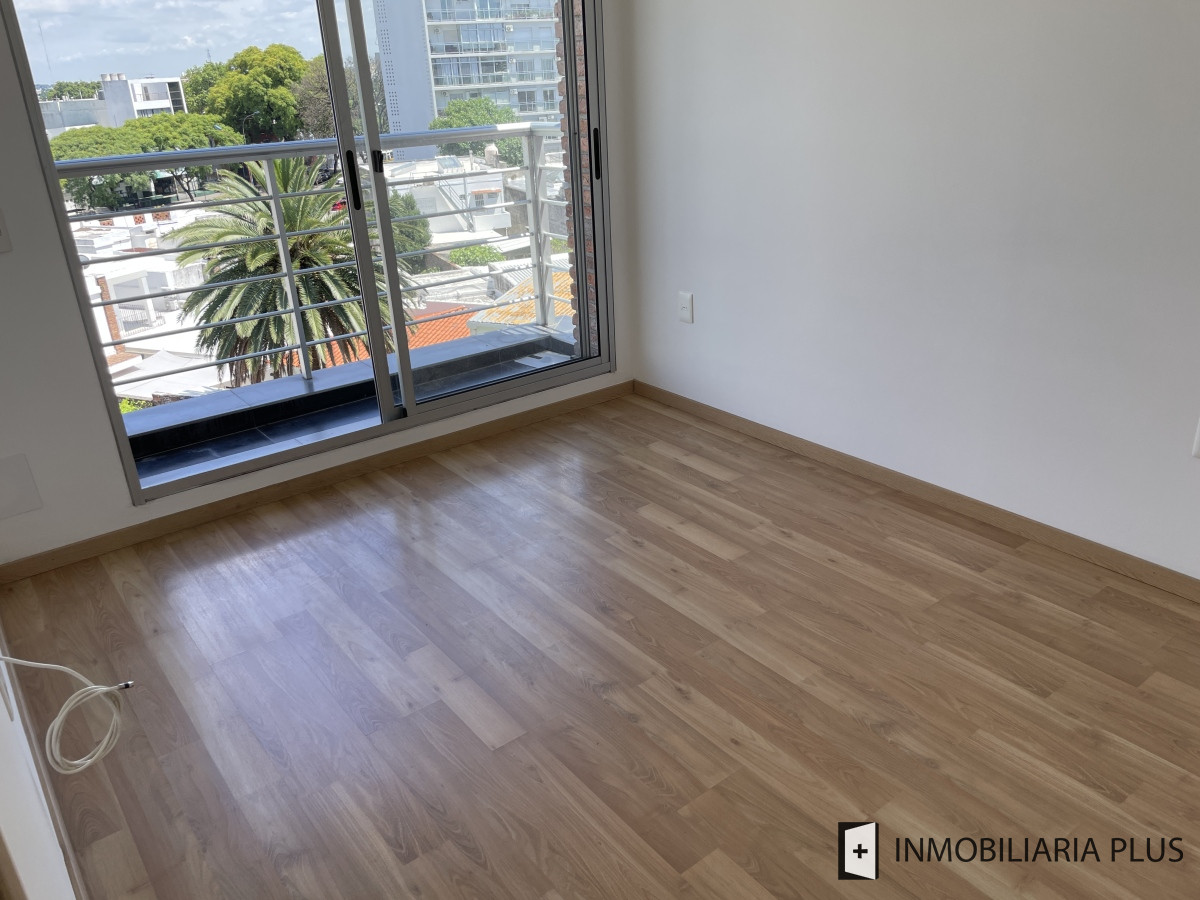 Apartamento ID.1488 - Alquiler de Apartamento a pasos de 3 Cruces con garaje opcional en Montevideo