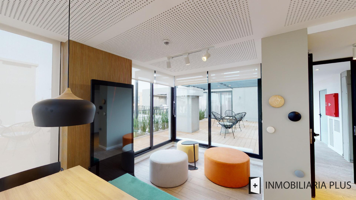 Apartamento ID.1493 - Alquiler de Apartamento en Cordón a pasos de Av. 18 de Julio en Montevideo