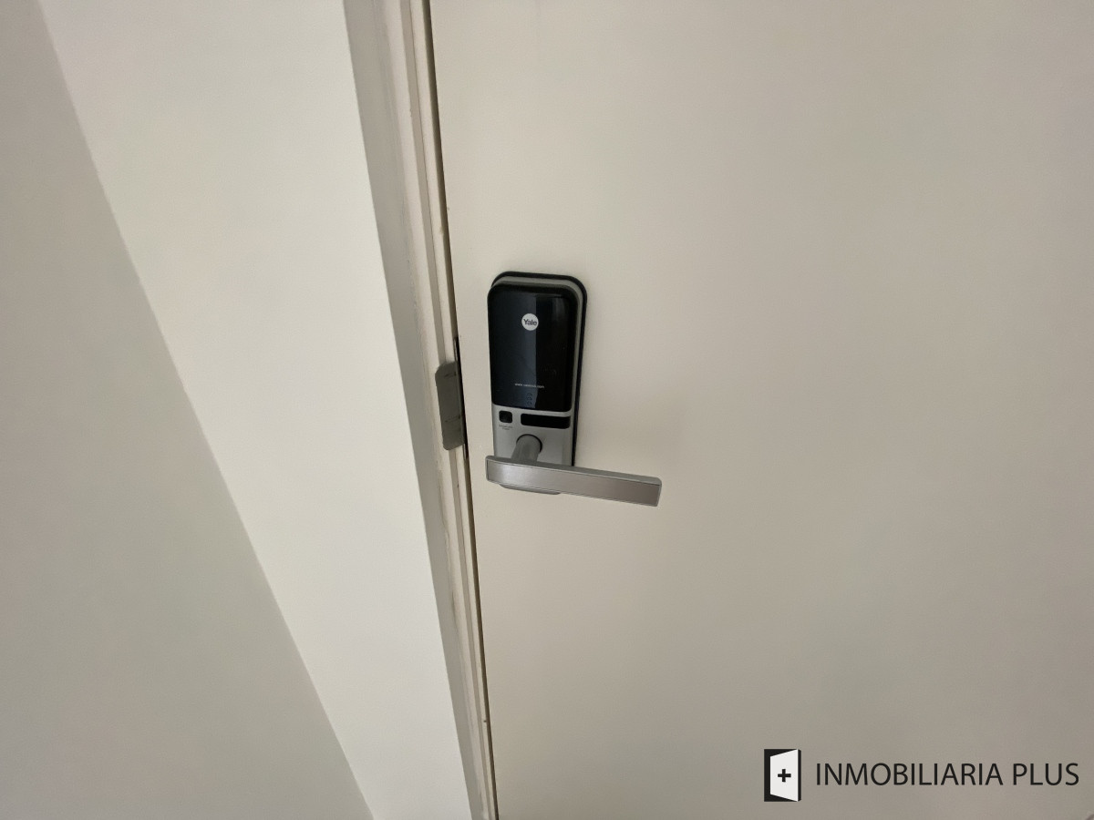 Apartamento ID.1494 - Alquiler de Apartamento de 1 Dormitorio con Garaje, Barbacoa, Solarium y más en Cordón a pasos de Av. 18 y la Intendencia de Montevideo