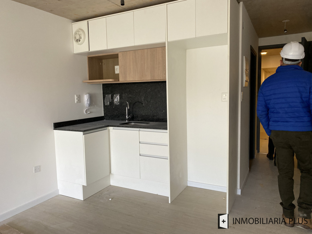 Apartamento ID.1550 - Alquiler de Apartamento en pocitos con 1 dormitorio y garaje a pasos del Shopping