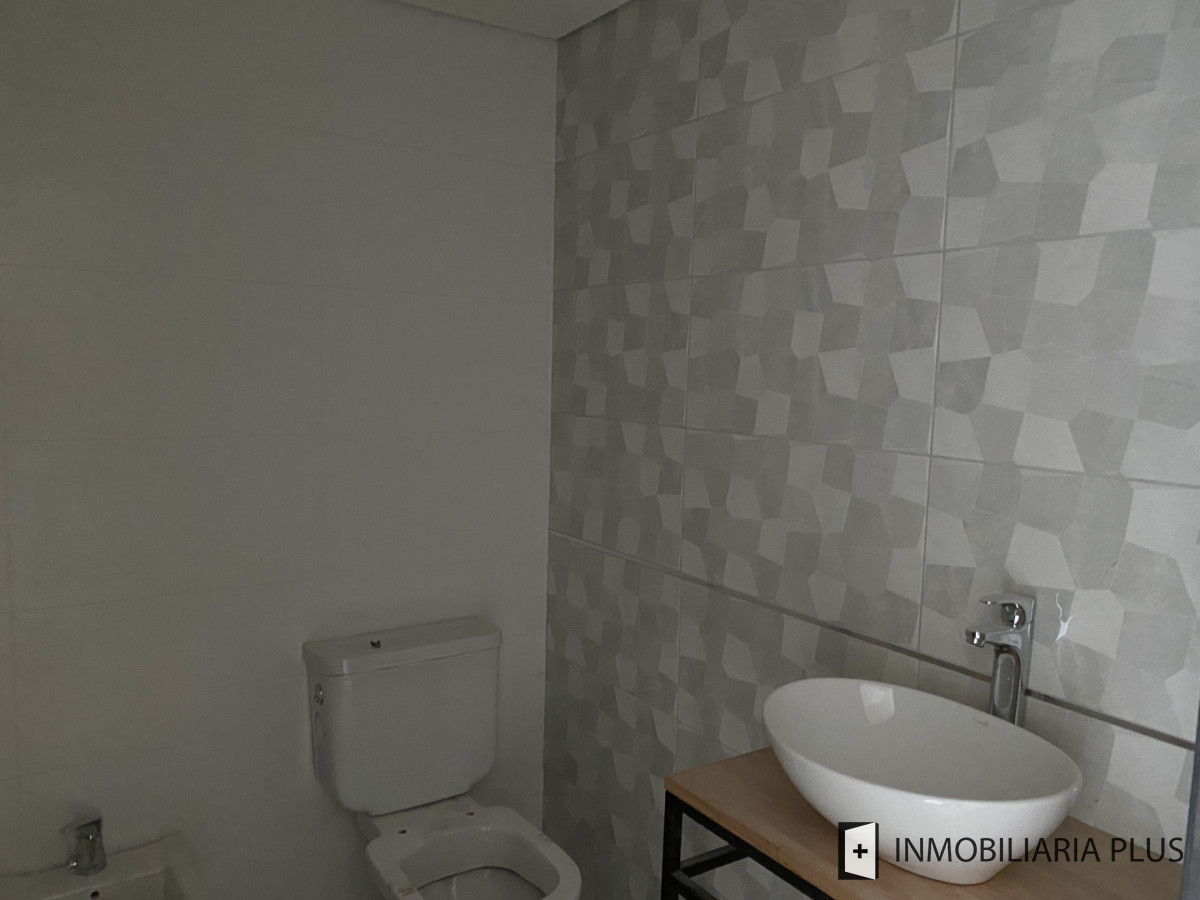 Apartamento ID.1550 - Alquiler de Apartamento en pocitos con 1 dormitorio y garaje a pasos del Shopping