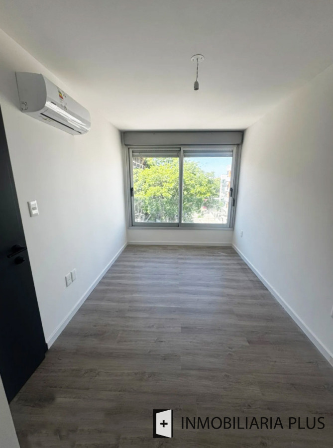 Apartamento ID.1555 - Alquiler de Apartamento en Pocitos con garaje del WTC de Montevideo