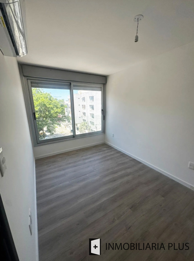 Apartamento ID.1555 - Alquiler de Apartamento en Pocitos con garaje del WTC de Montevideo