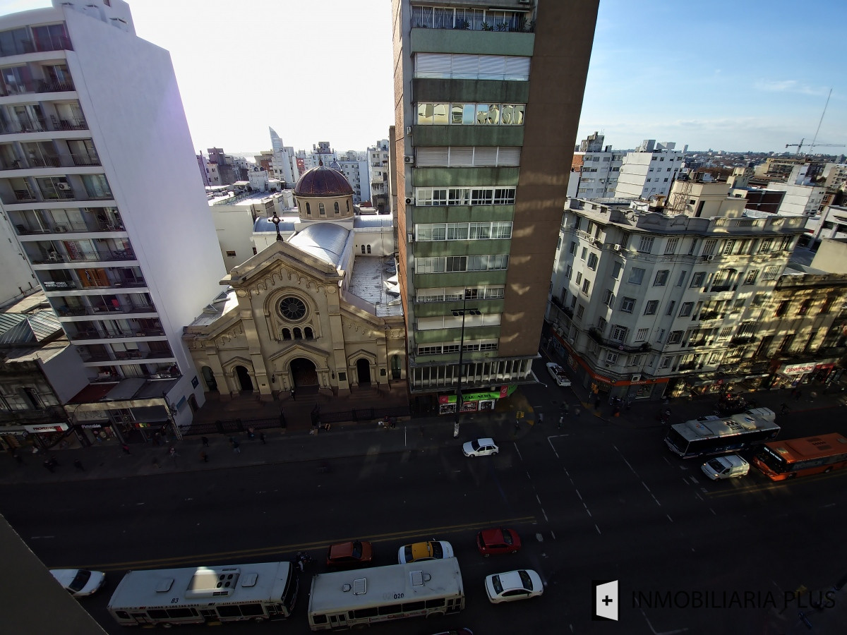 Apartamento ID.1561 - Alquiler de Apartamento de 2 dormitorios en Cordón barbacoa, cowork y más en Montevideo