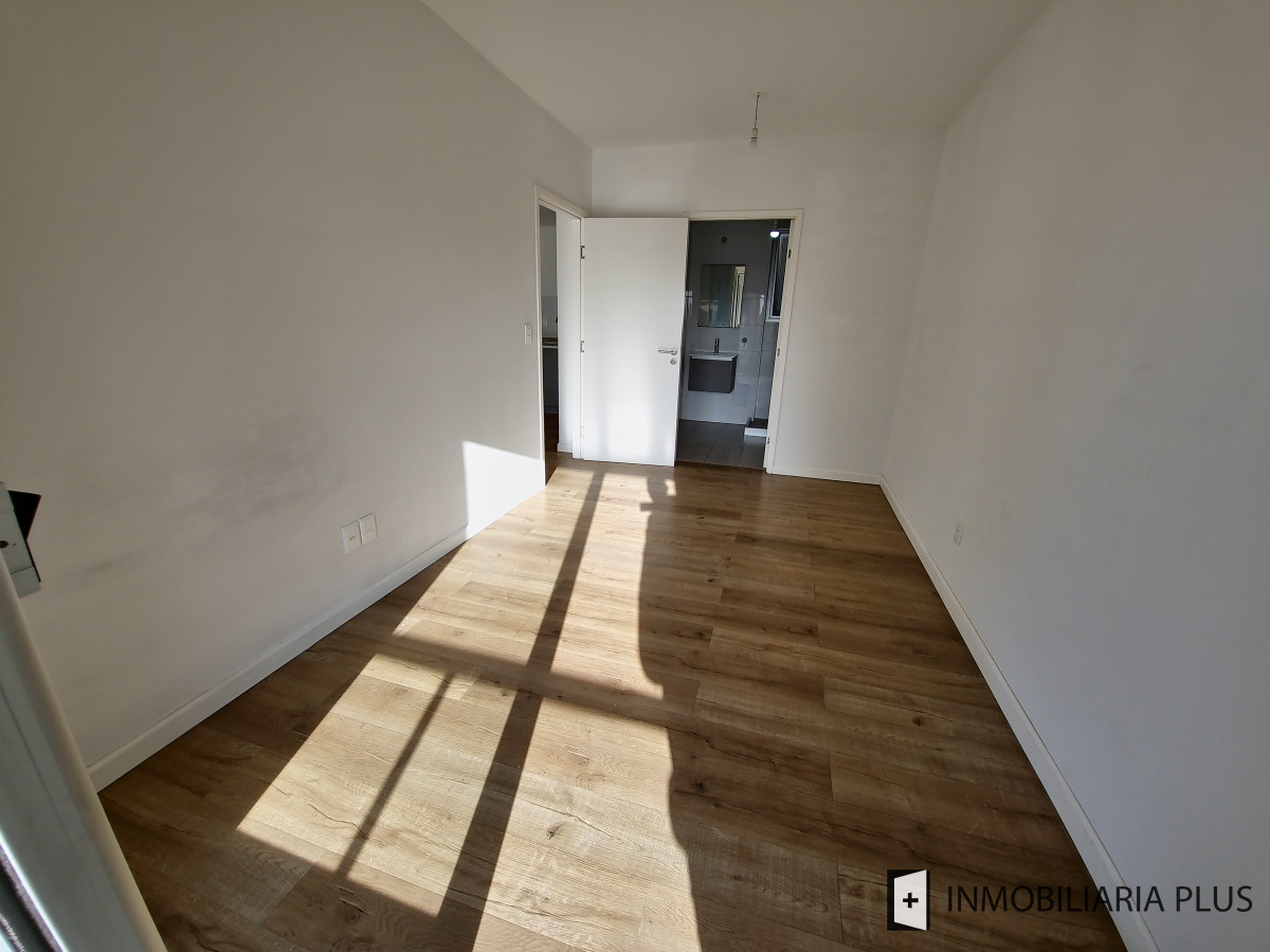 Apartamento ID.1561 - Alquiler de Apartamento de 2 dormitorios en Cordón barbacoa, cowork y más en Montevideo