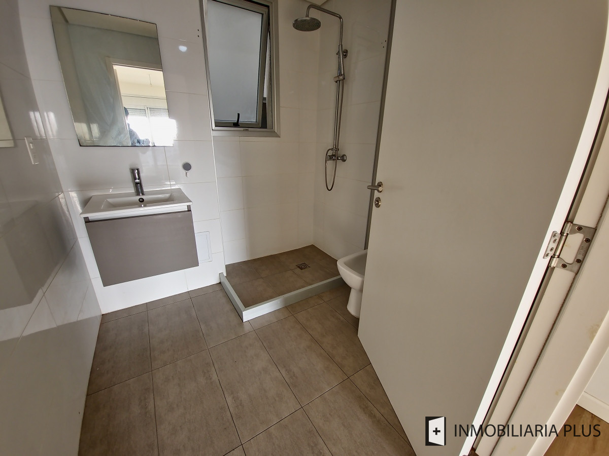 Apartamento ID.1561 - Alquiler de Apartamento de 2 dormitorios en Cordón barbacoa, cowork y más en Montevideo