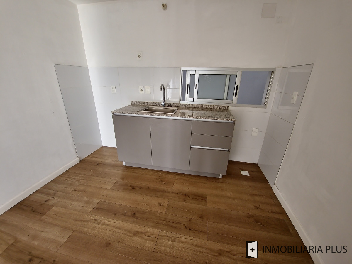 Apartamento ID.1561 - Alquiler de Apartamento de 2 dormitorios en Cordón barbacoa, cowork y más en Montevideo