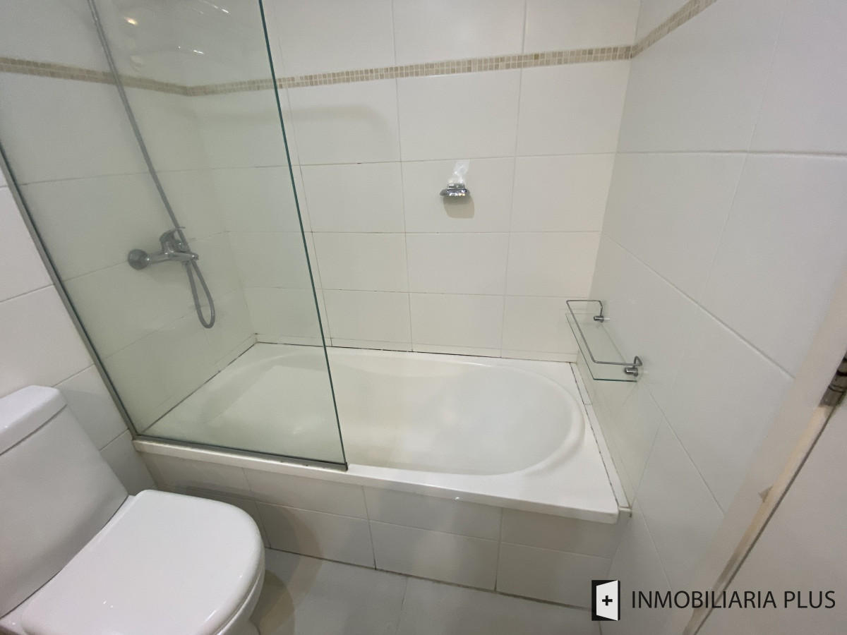 Apartamento ID.1027 - Alquiler de apartamento con piscinas, saunas, en Punta del Este entre los 2 Shopping a 2 minutos de la playa