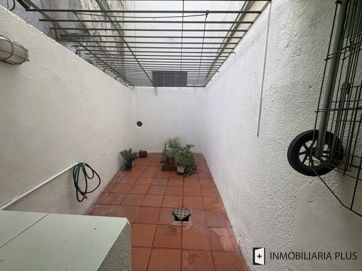 Apartamento ID.1472 - Alquiler apartamento de 2 dormitorios amplios en con Patio interno en La Blanqueada