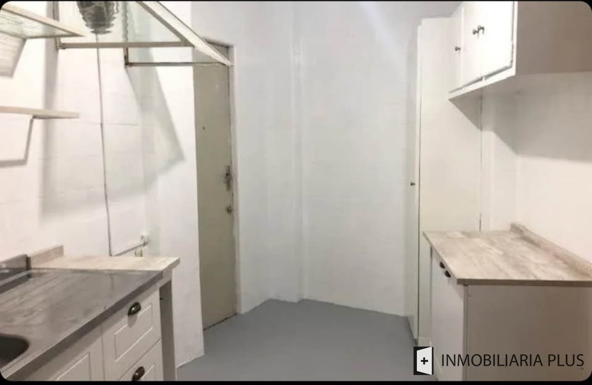 Apartamento ID.1563 - Venta de Apartamento 150 m2 con 4 Dormitorios 2 Baños en el barrio cordón de Montevideo