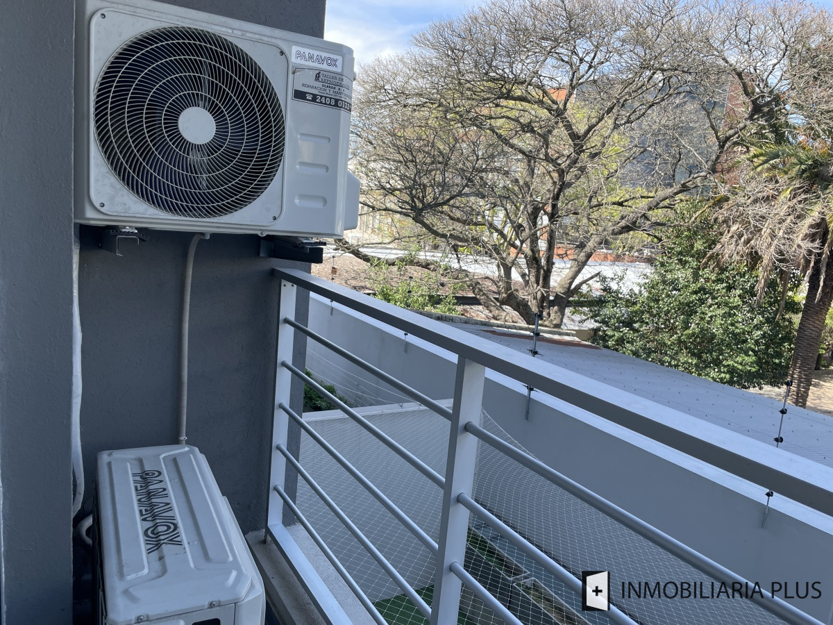 Apartamento ID.946 - Venta de Apartamento en La Blanqueada con 2 Dormitorios, Garaje, Barbacoa, Gym y más sobre Av. 8 de Octubre
