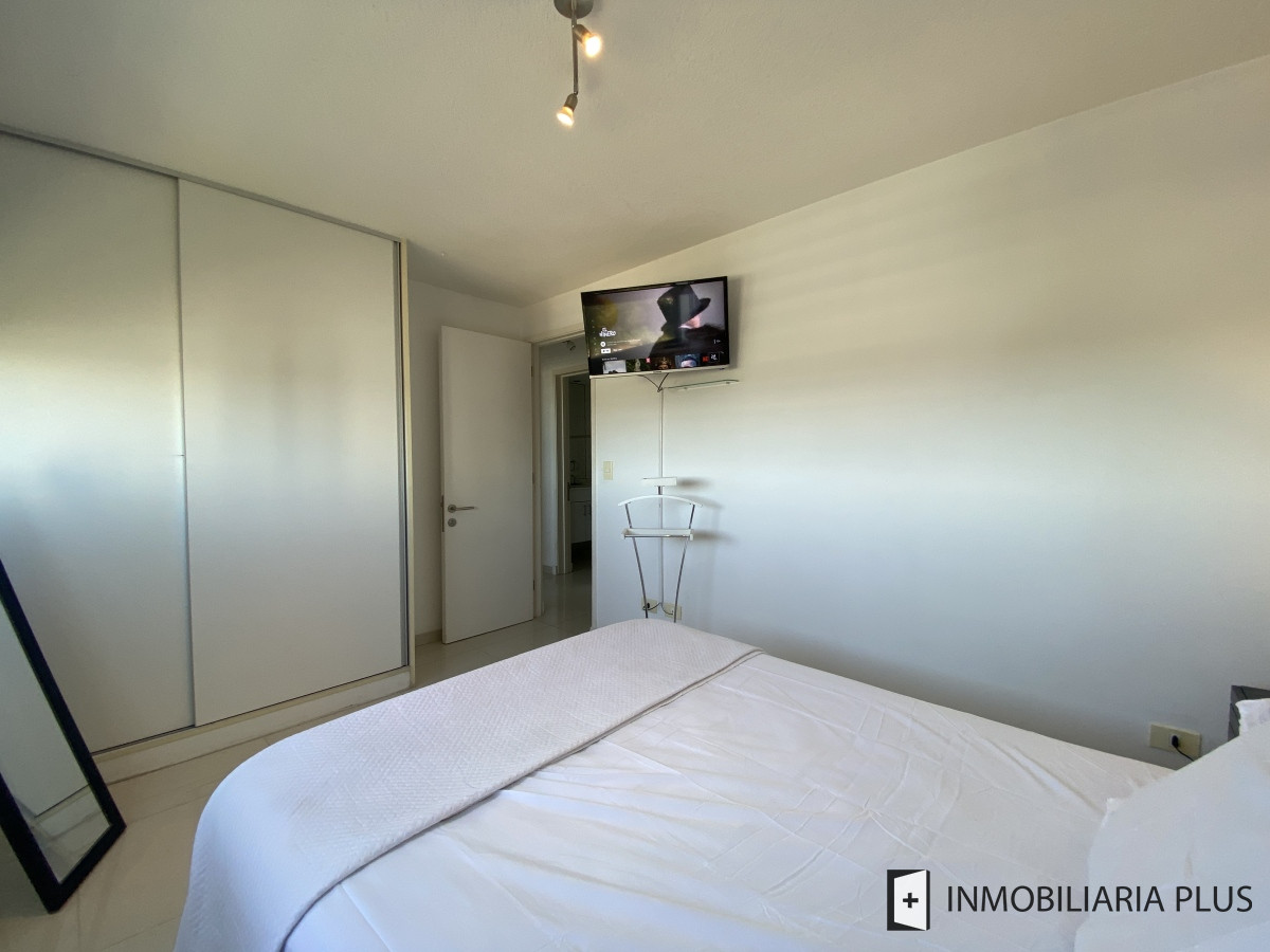 Apartamento ID.1027 - Alquiler de apartamento con piscinas, saunas, en Punta del Este entre los 2 Shopping a 2 minutos de la playa
