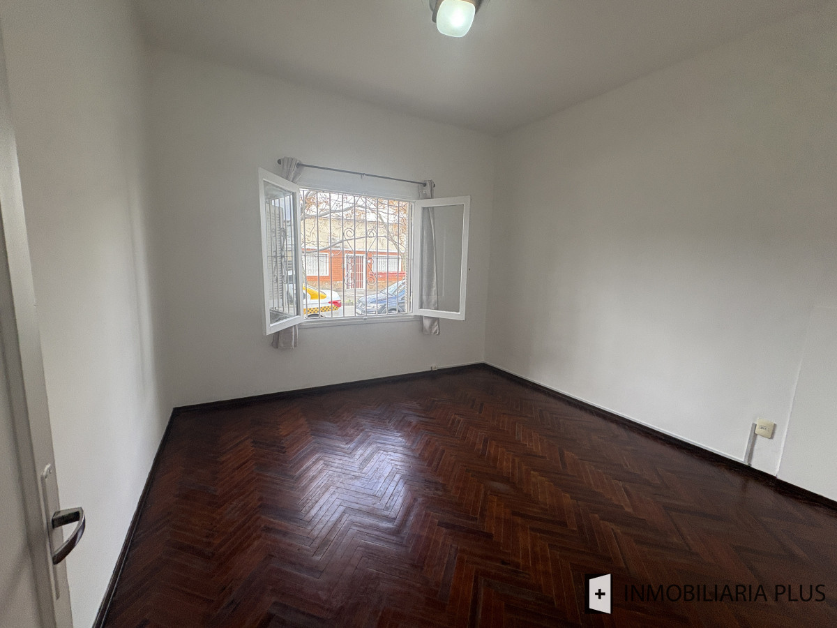 Apartamento ID.1472 - Alquiler apartamento de 2 dormitorios amplios en con Patio interno en La Blanqueada