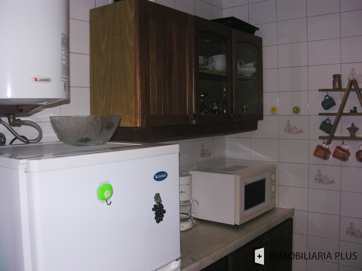 Apartamento ID.860 - Alquilo apartamento con PISCINA y parrillero propio para 4 personas a pasos del PUERTO de Puerto de Punta del Este C790A
