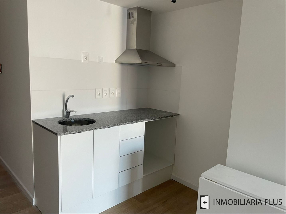 Apartamento ID.1300 - Apartamento en Montevideo, Centro Montevideo