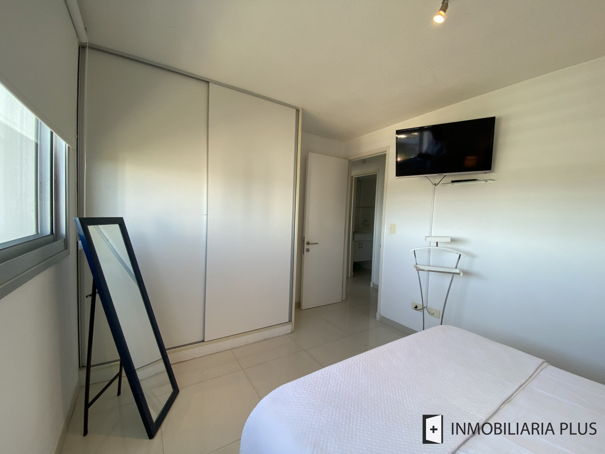 Apartamento ID.1027 - Alquiler de apartamento con piscinas, saunas, en Punta del Este entre los 2 Shopping a 2 minutos de la playa