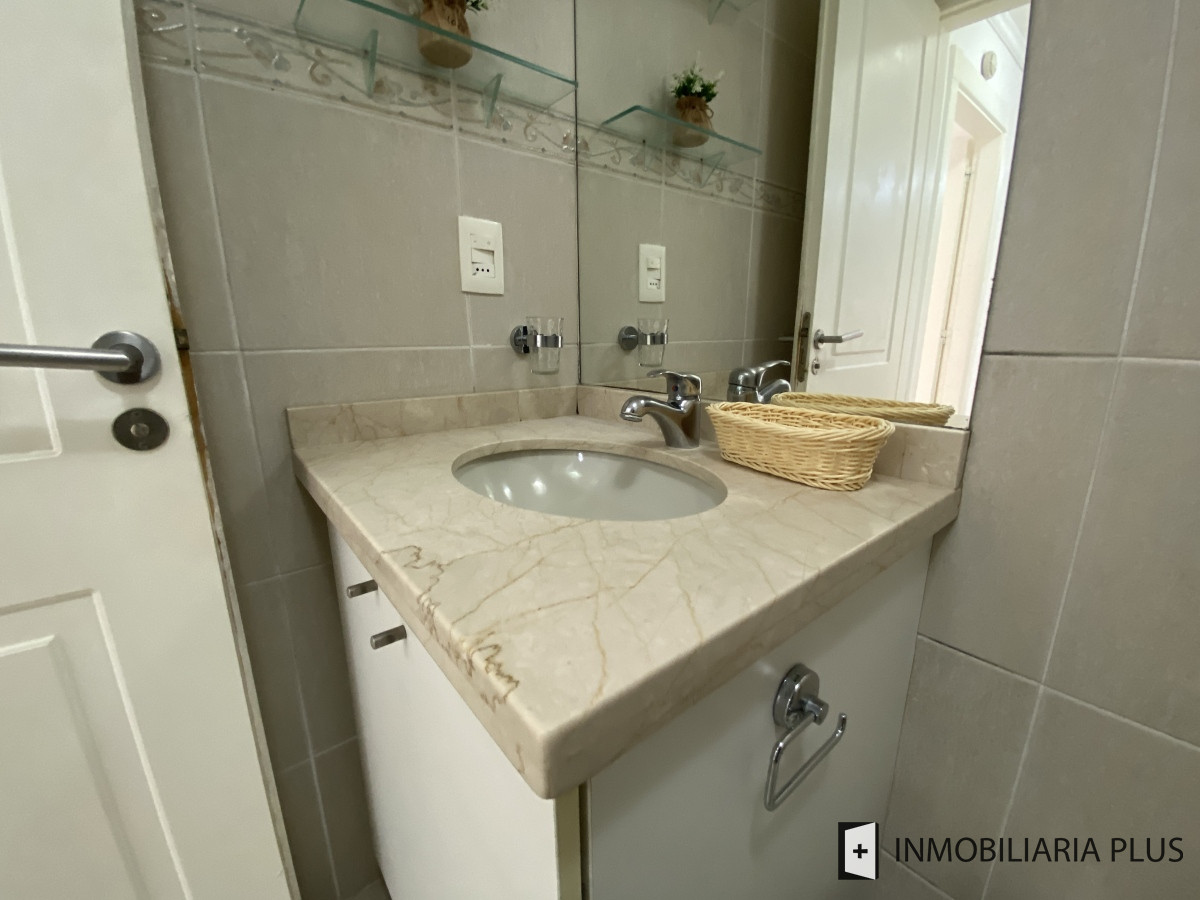 Apartamento ID.599 - Vendo Apartamento en Península de Punta del Este con piscina climatizada, Garaje, Gym y más C975106