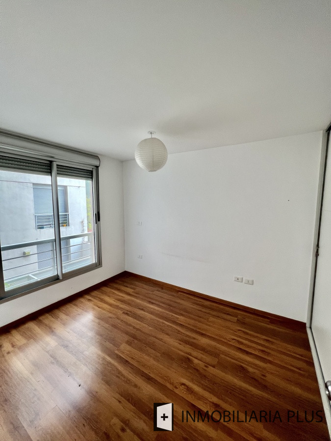 Apartamento ID.1122 - Apartamento en Venta de 1 Dormitorio con Barbacoa sobre Av. en Montevideo