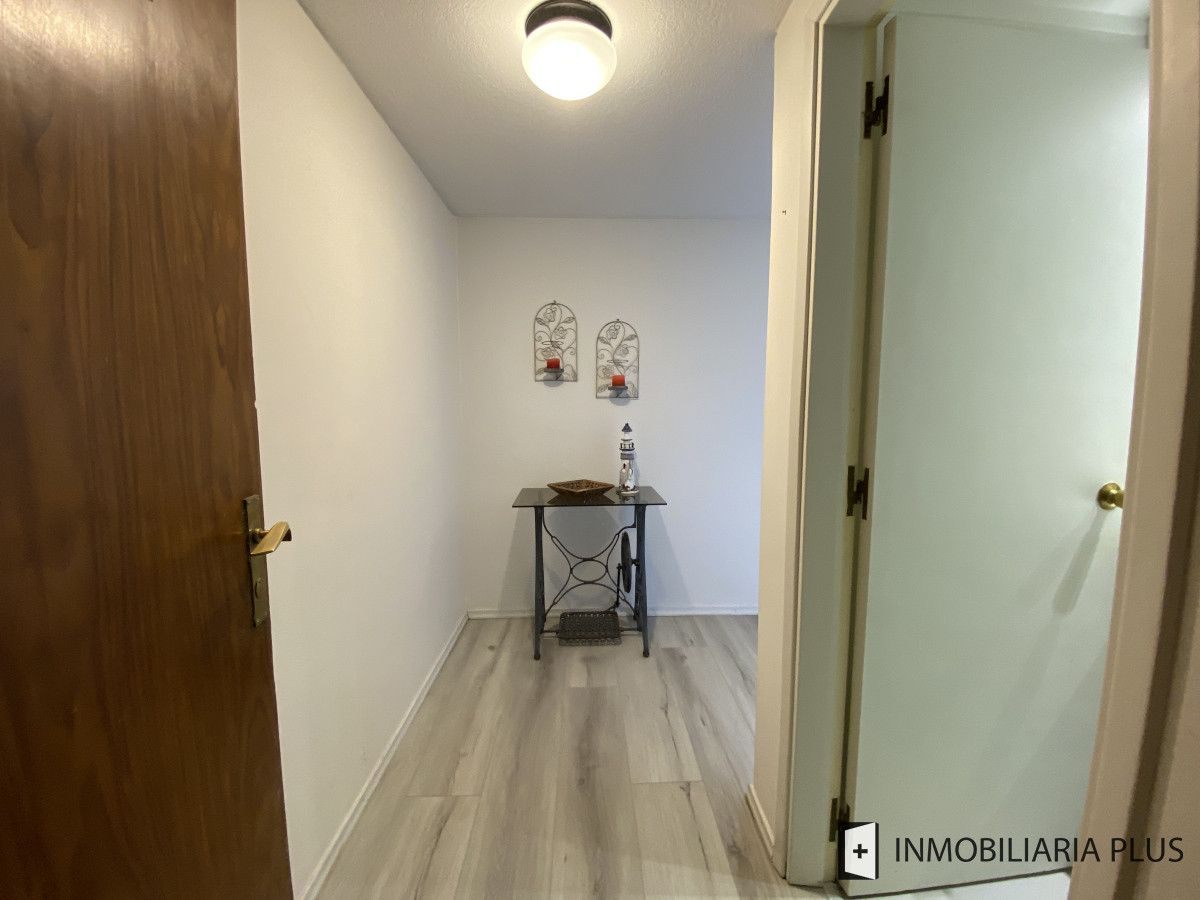 Apartamento ID.962 - Venta de Apartamento de 160 m2 en la Península a 200 MTS del MAR con Garaje, Gym y más en Punta del Este