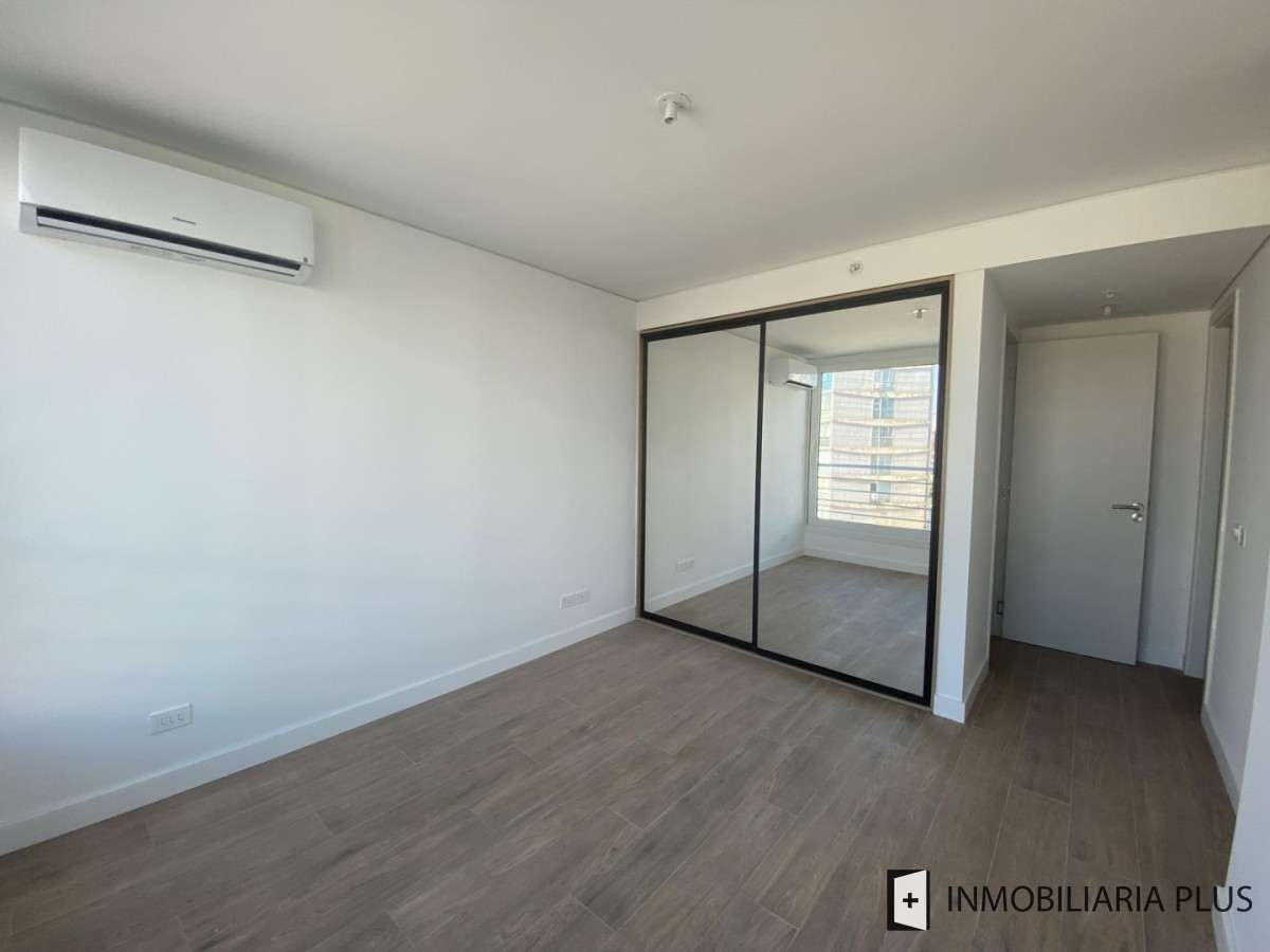 Apartamento ID.1741 - Venta de Apartamento de 2 dormitorios en Pocitos con terraza en Montevideo