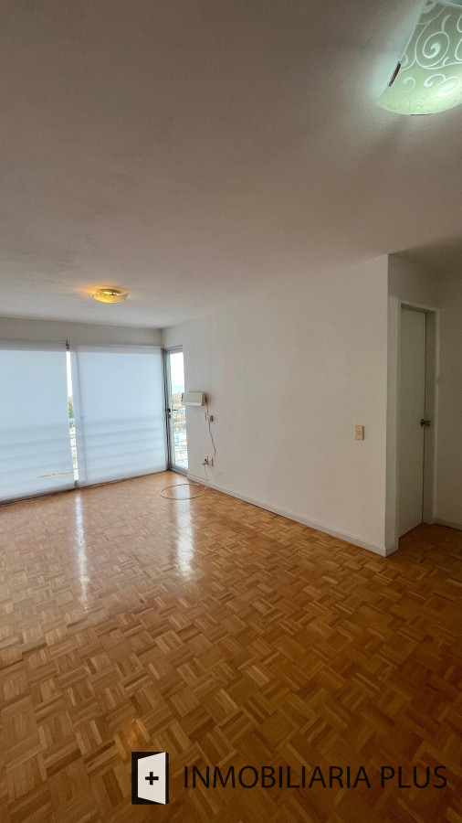Apartamento ID.1247 - Apartamentos en Venta con 1 Dormitorio en Malvín con barbacoa a pasos de Av Italia y la Rambla