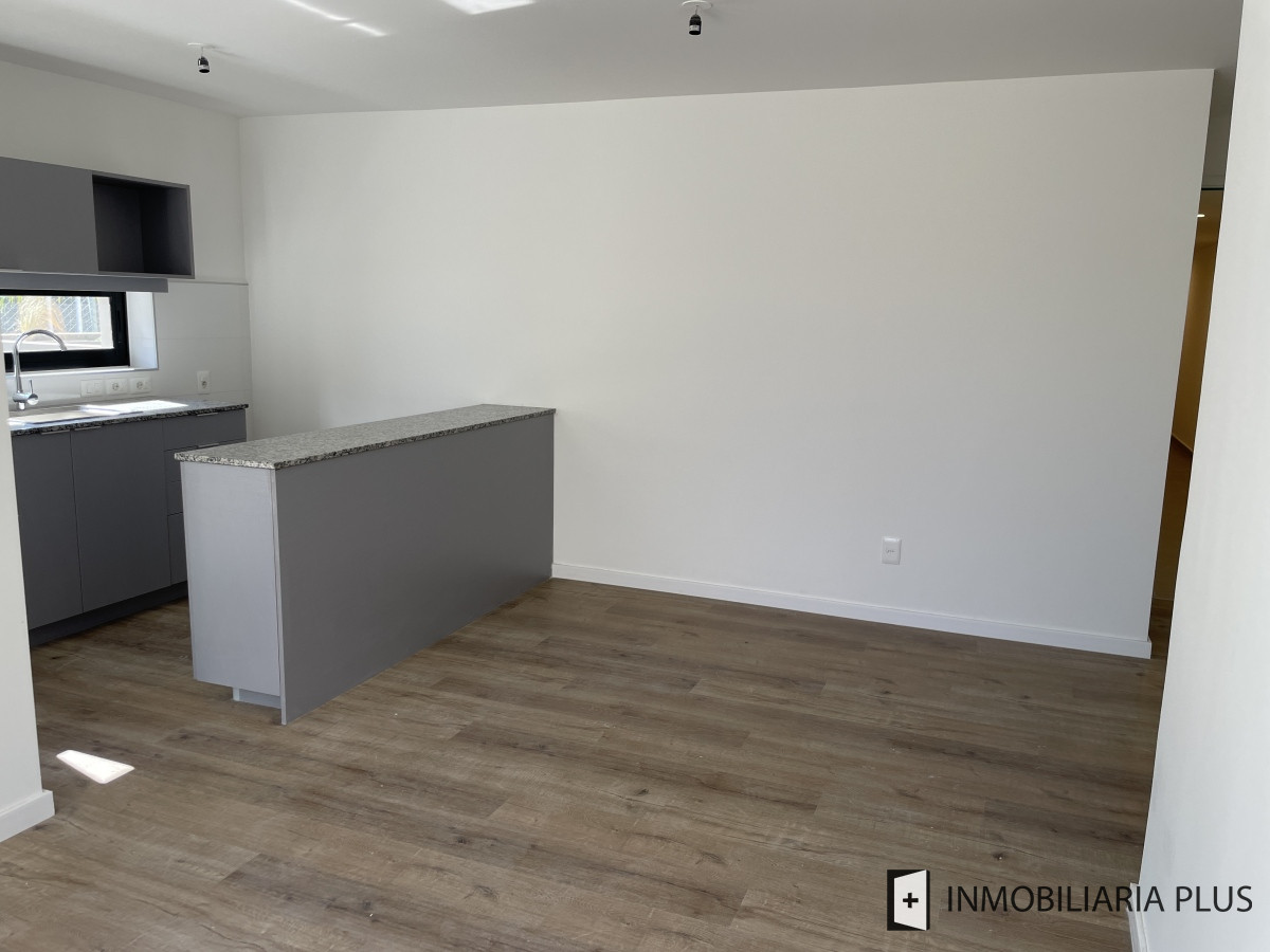 Apartamento ID.944 - Alquiler de Apto 2 Dormitorios con Gym, Cowork, Barbacoa, Parrilleros, Juegos infantiles y Más en Tres Cruces